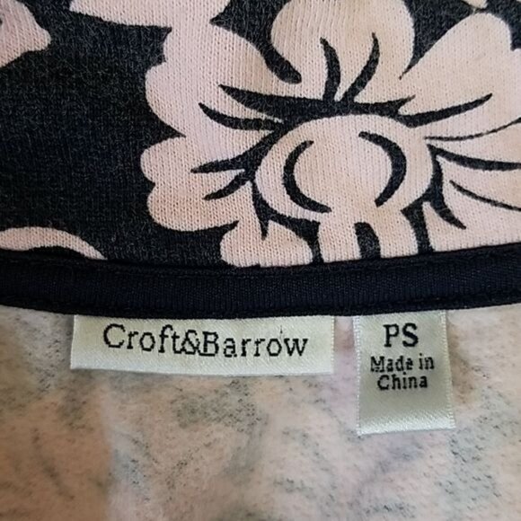 Croft & Barrow Sweatshirt Zip Up Floral Pink Navy Women's WOMAN'S SMALL PETITE - Picture 9 of 13
